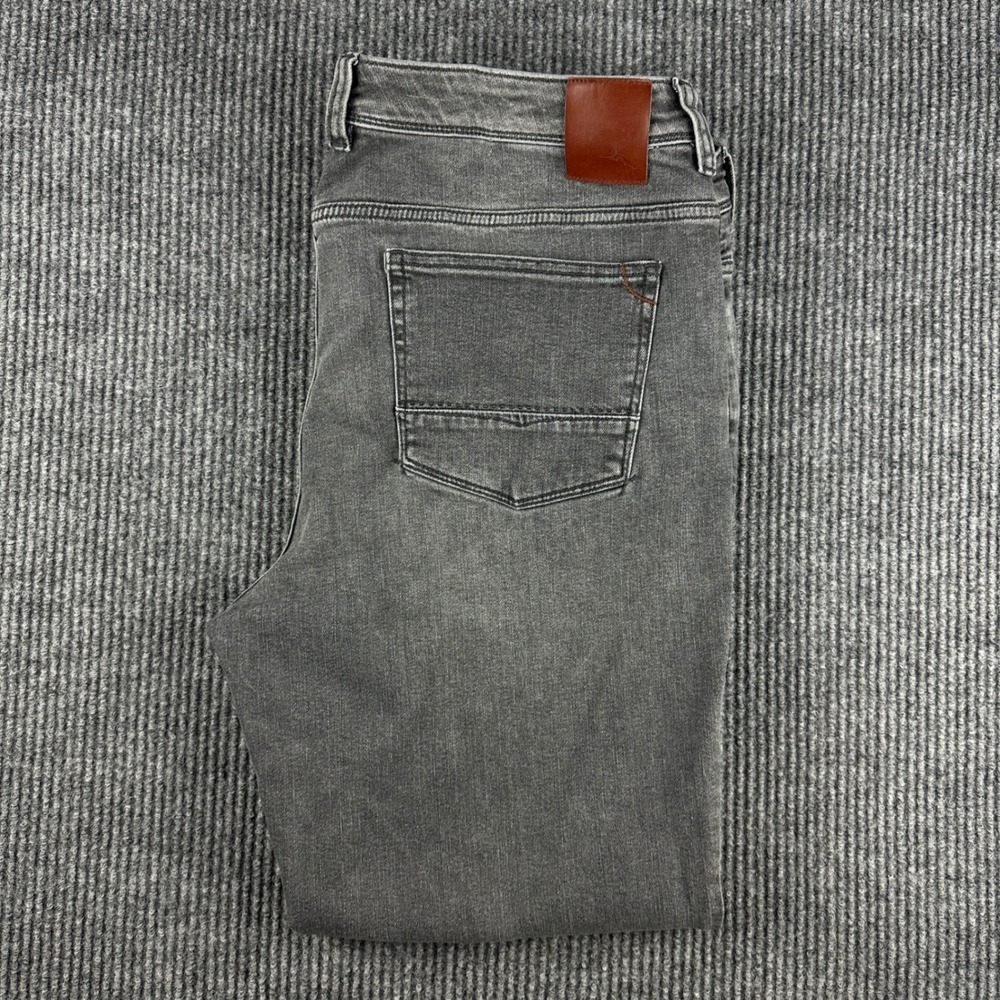 Tommy Bahama Boracay Gray Straight Leg Stretch Denim Jeans Mens 40x42